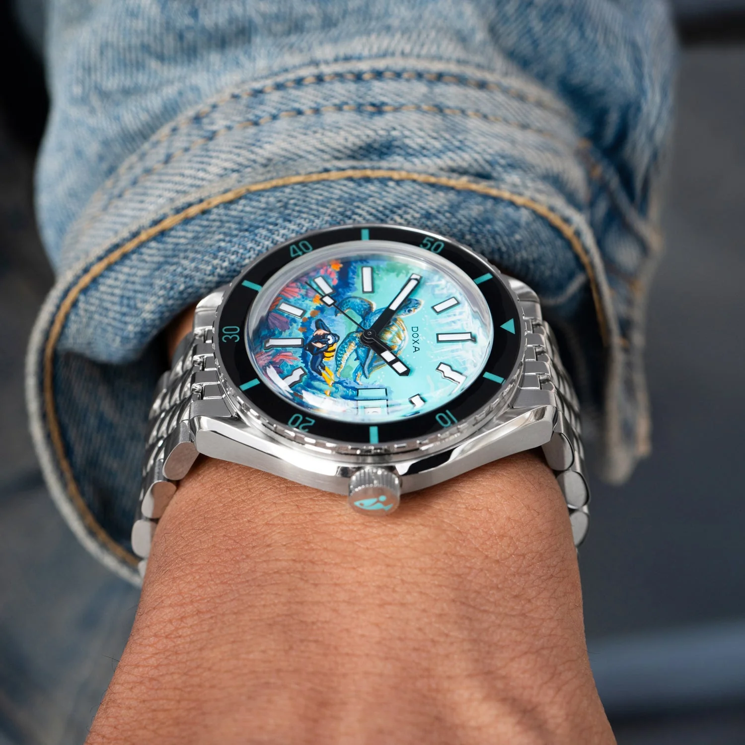 DOXA Aquamarine Reef Turtle - Image 6
