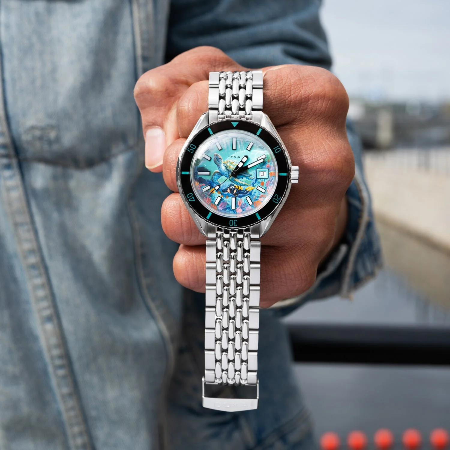 DOXA Aquamarine Reef Turtle - Image 8