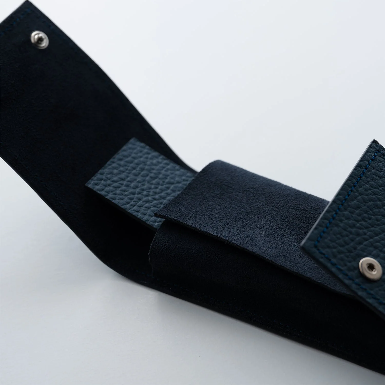 Navy Chronovault - Image 8