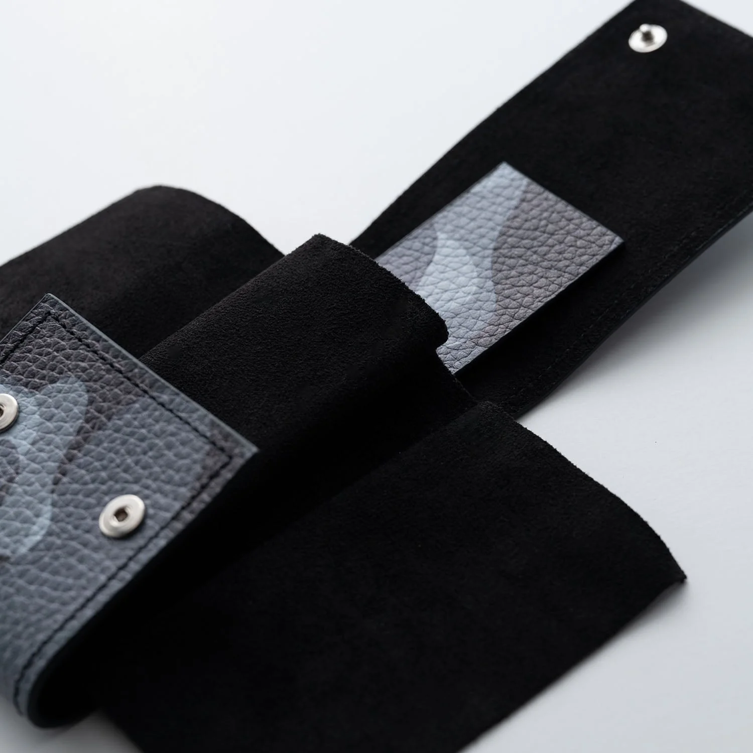 Stealth Camo Chronovault - Image 7