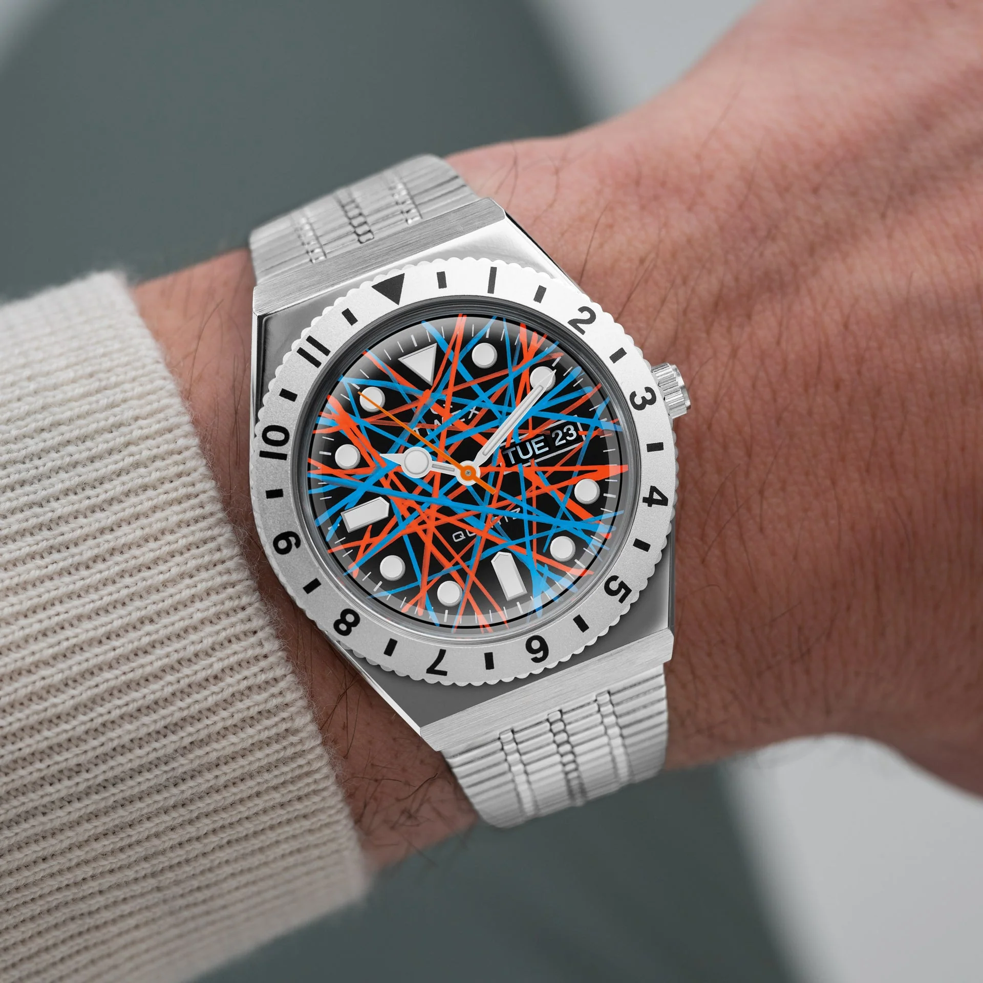 Timex Q Neon - Image 2